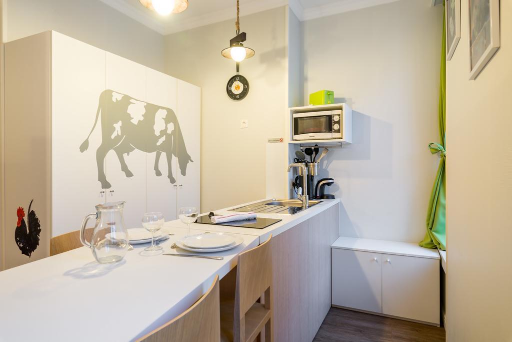 Appartement Les Charmettes du 6ème - Aulyondort Extérieur photo